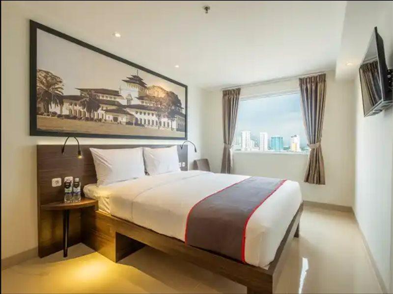 Super Oyo Collection O Hotel Pasar Baru Heritage باندونج المظهر الخارجي الصورة