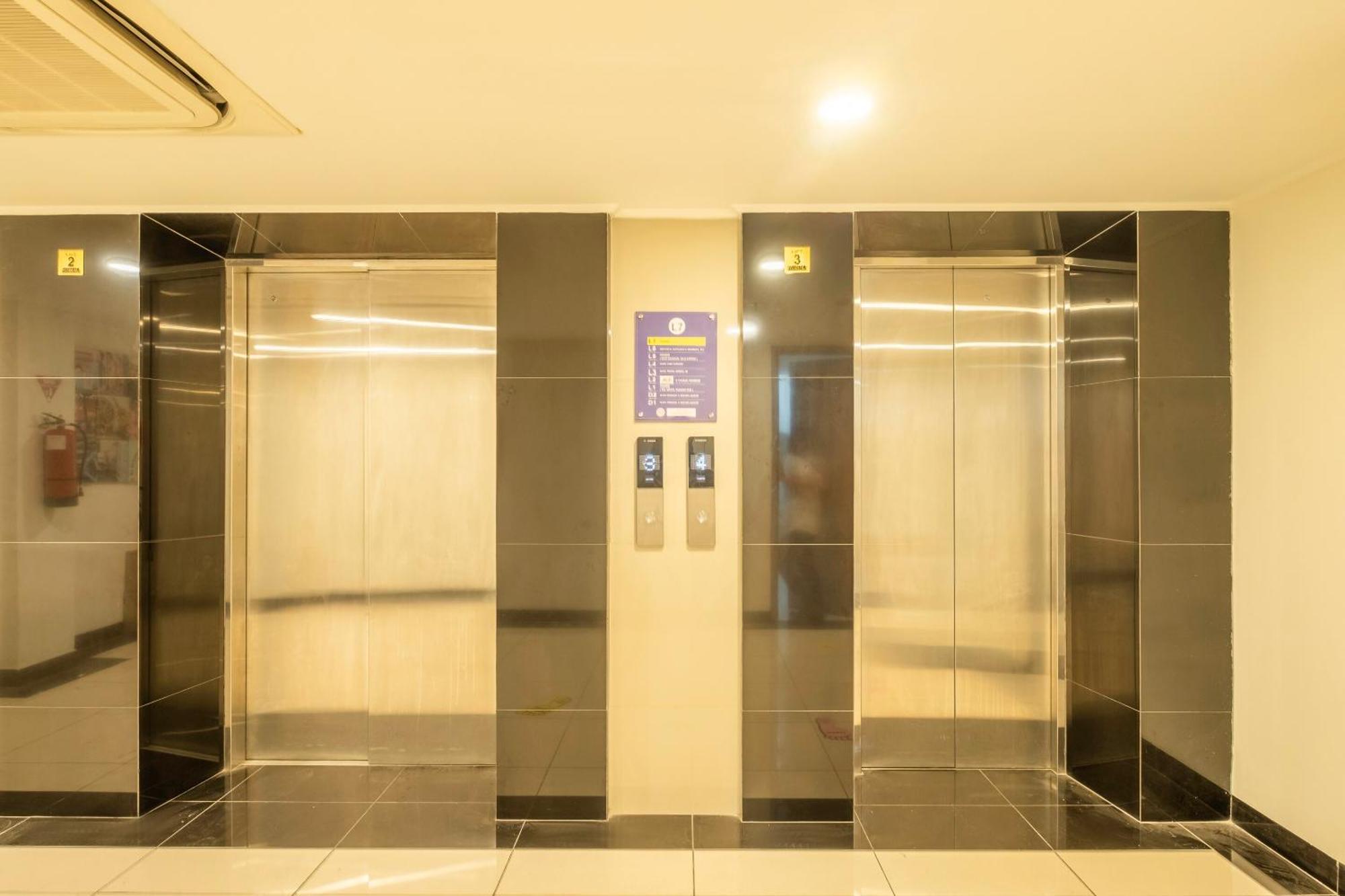 Super Oyo Collection O Hotel Pasar Baru Heritage باندونج المظهر الخارجي الصورة