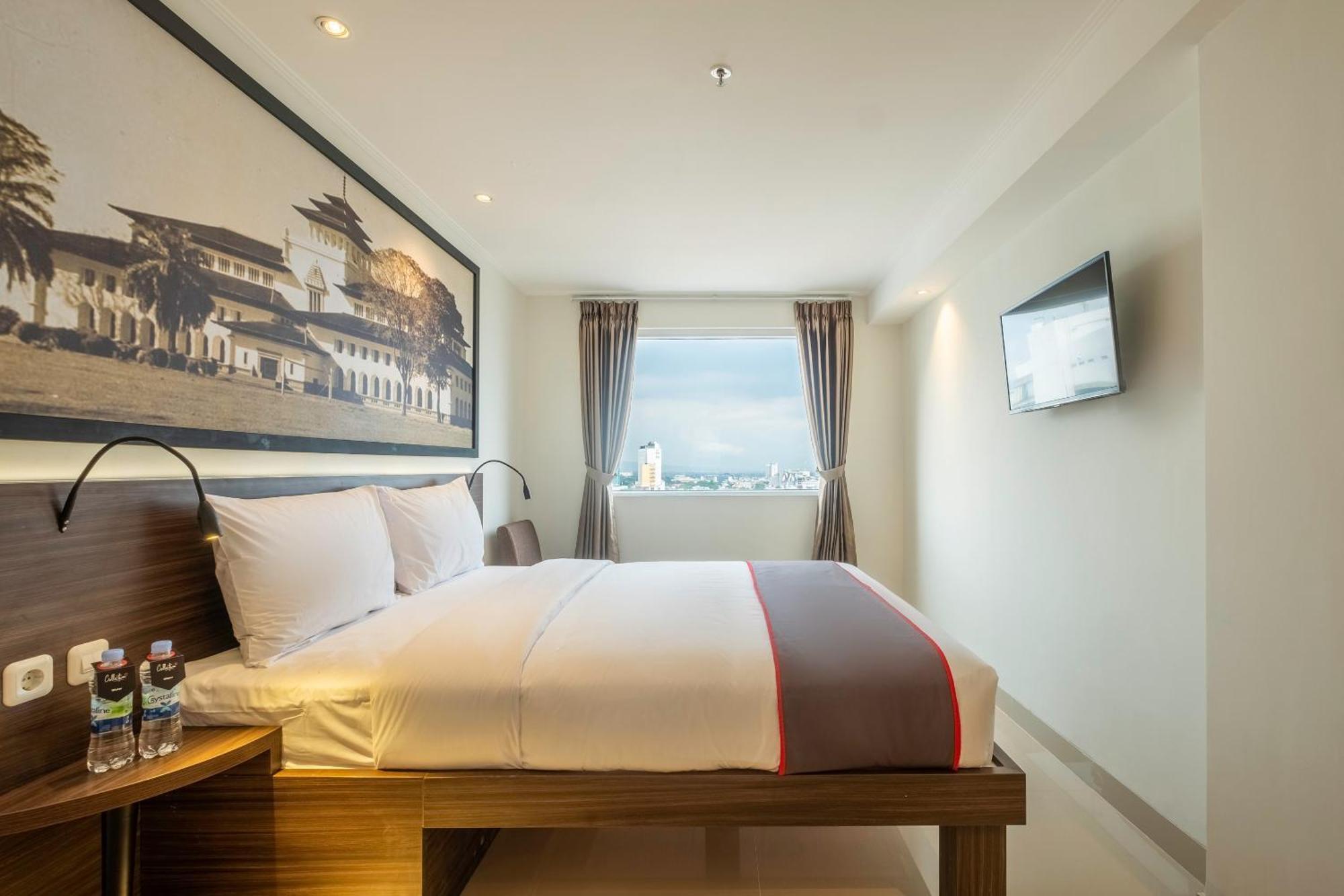 Super Oyo Collection O Hotel Pasar Baru Heritage باندونج المظهر الخارجي الصورة